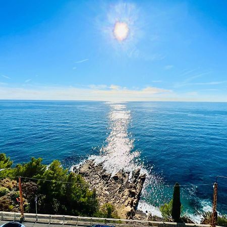 Suite Sunset 21 - Fronte Mare Санремо Экстерьер фото