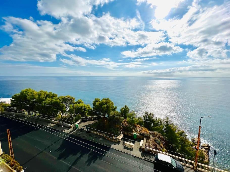 Suite Sunset 21 - Fronte Mare Санремо Экстерьер фото