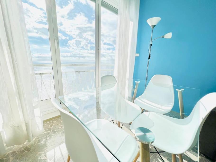 Suite Sunset 21 - Fronte Mare Санремо Экстерьер фото