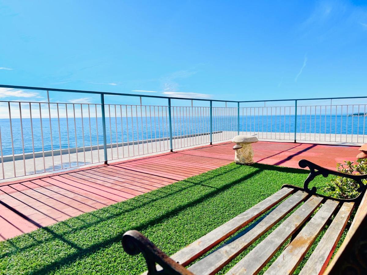 Suite Sunset 21 - Fronte Mare Санремо Экстерьер фото