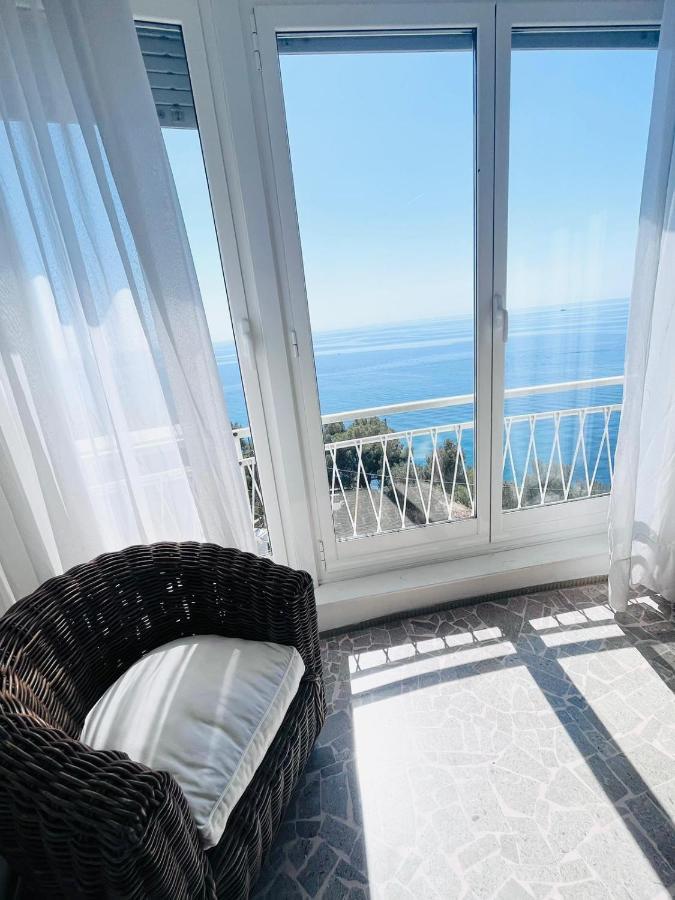 Suite Sunset 21 - Fronte Mare Санремо Экстерьер фото
