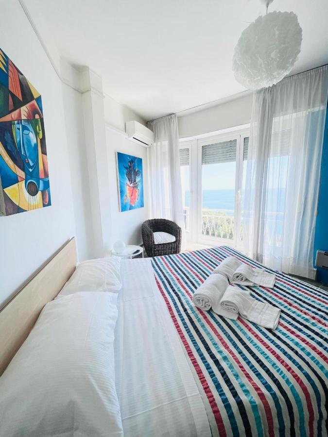 Suite Sunset 21 - Fronte Mare Санремо Экстерьер фото